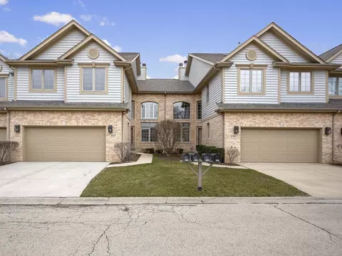 5117 Creek Dr, Western Springs, IL 60558