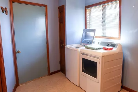 Bedroom - 305 E High St, Morrison, IL 61270 photo 1 of 1