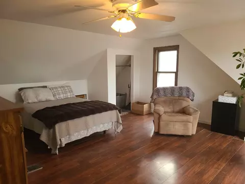 Bedroom - 6806 Maple Ct, Bridgeview, IL 60455 photo 7 of 8