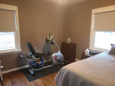 Bedroom - 6806 Maple Ct, Bridgeview, IL 60455 photo 2 of 8