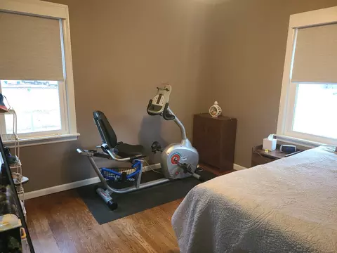 Bedroom - 6806 Maple Ct, Bridgeview, IL 60455 photo 3 of 8