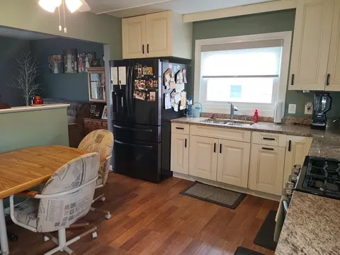 Dining - 6806 Maple Ct, Bridgeview, IL 60455 photo 1 of 1