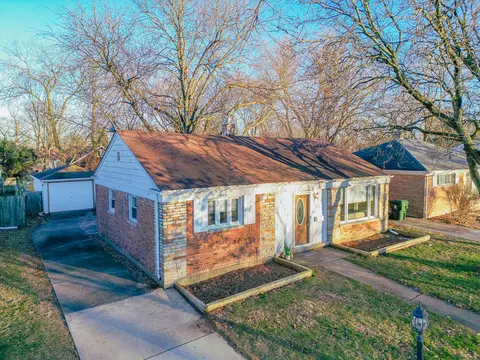 17537 Dundee Ave, Homewood, IL 60430