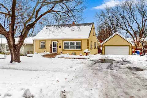 235 N Eastern Ave, Bartlett, IL 60103