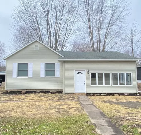 138 S Division St, Braidwood, IL 60408
