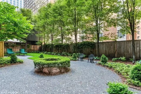 Exterior - 230 E Delaware Pl #7W, Chicago, IL 60611 photo 3 of 5