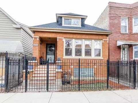 4334 W Dickens Ave, Chicago, IL 60639