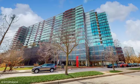 800 Elgin Rd #1521, Evanston, IL 60201
