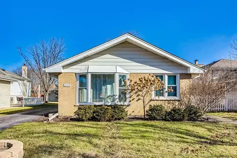 1225 Raymond Ave, La Grange Park, IL 60526