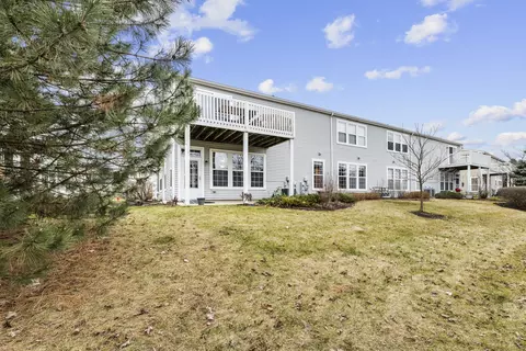 Exterior - 1400 Westhampton Dr #1400, Plainfield, IL 60586 photo 5 of 5