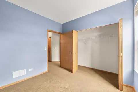 Bedroom - 1400 Westhampton Dr #1400, Plainfield, IL 60586 photo 2 of 2