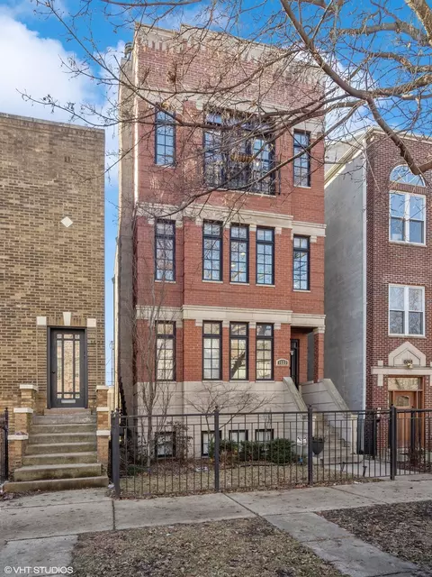1523 W Montana St #2, Chicago, IL 60614
