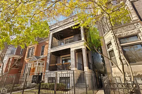 2242 N Seminary Ave #1, Chicago, IL 60614