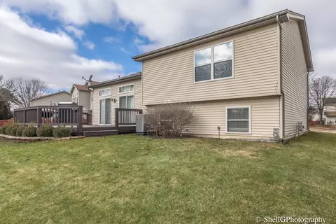 Exterior - 7204 Faxton Ln, Plainfield, IL 60586 photo 3 of 4