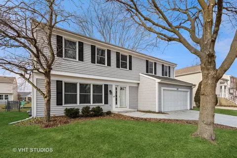 602 Linsey Ave, Schaumburg, IL 60194