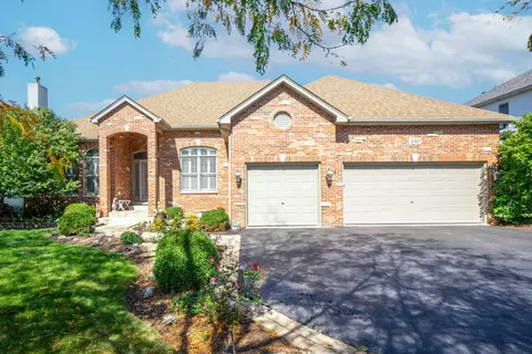 450 Sudbury Cir, Oswego, IL 60543