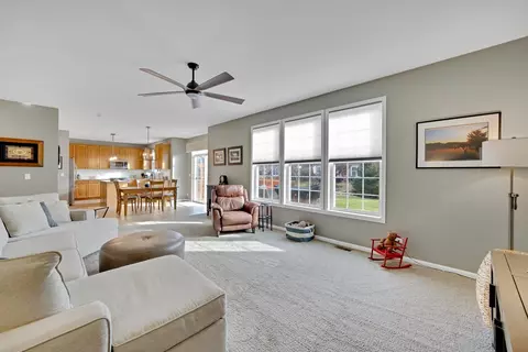 Living - 9724 Fairfield Rd, Huntley, IL 60142 photo 4 of 5