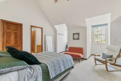 Bedroom - 2010 Stonebridge Ct, Wheaton, IL 60189 photo 3 of 3