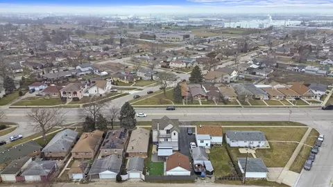 View/Area - 5315 State Rd, Burbank, IL 60459 photo 2 of 3
