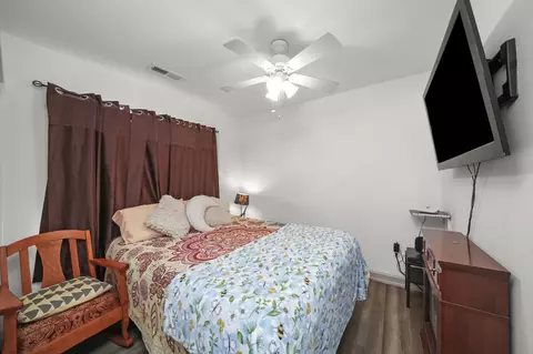 Bedroom - 5315 State Rd, Burbank, IL 60459 photo 1 of 6
