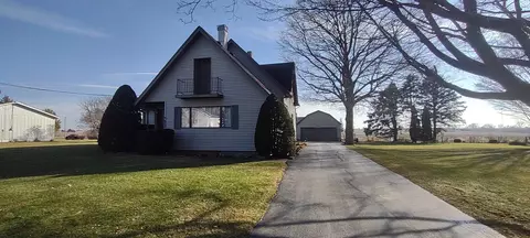 Exterior - 603 E Oregon St, Polo, IL 61064 photo 2 of 5