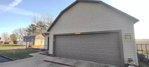 Exterior - 603 E Oregon St, Polo, IL 61064 photo 5 of 5
