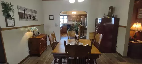 Dining - 603 E Oregon St, Polo, IL 61064 photo 1 of 2