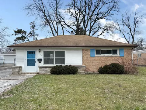 352 Neola St, Park Forest, IL 60466