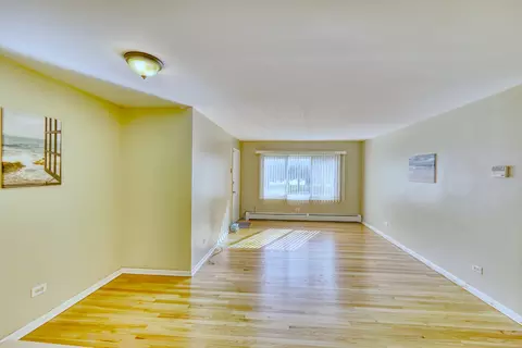 7952 Madison St #2W, River Forest, IL 60305 photo 2