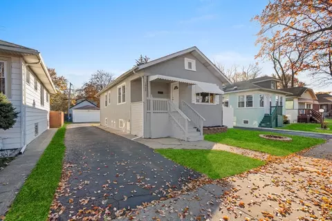 1933 S 9th Ave, Maywood, IL 60153