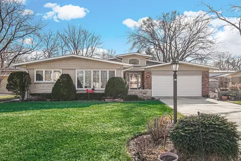 1128 W Wisconsin St, Glenwood, IL 60425