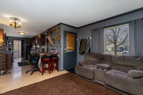 287 E Norman Ln, Wheeling, IL 60090 photo 5