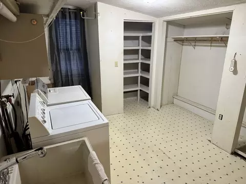 Other - 701 E Julia St, Clinton, IL 61727 photo 6 of 16