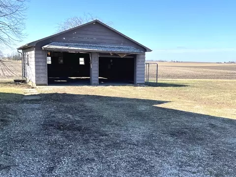 Other - 525 N 15th Rd, Lostant, IL 61334 photo 1 of 10