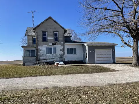 Exterior - 525 N 15th Rd, Lostant, IL 61334 photo 5 of 8