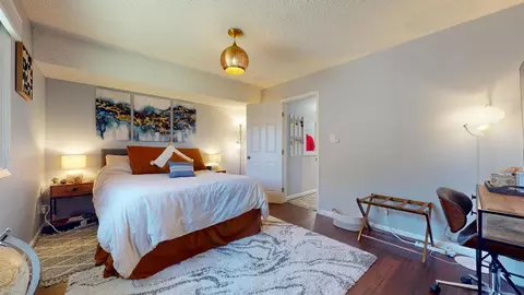 Bedroom - 1514 Devonshire Dr, Champaign, IL 61821 photo 3 of 10