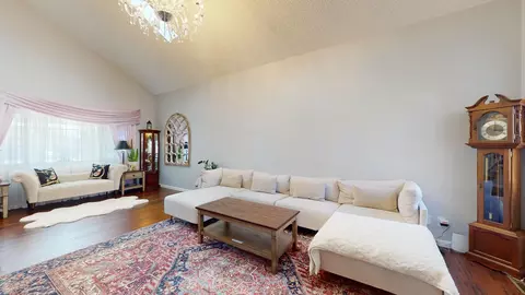 Living - 1514 Devonshire Dr, Champaign, IL 61821 photo 4 of 5
