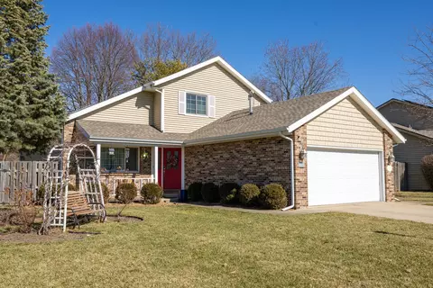 1514 Devonshire Dr, Champaign, IL 61821