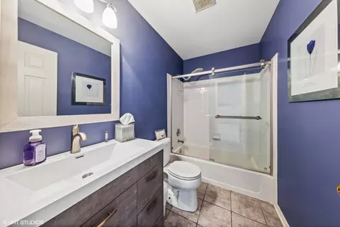 2145 Fulham Dr, Naperville, IL 60564 photo 12