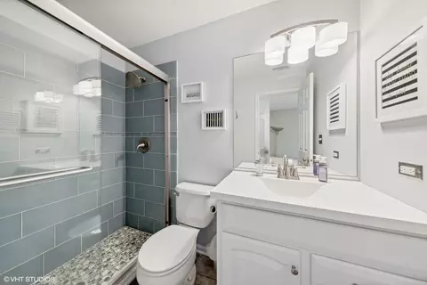2145 Fulham Dr, Naperville, IL 60564 photo 10