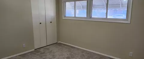 Bedroom - 15219 Hamlin Ave, Midlothian, IL 60445 photo 1 of 5
