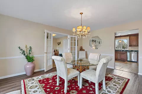 Dining - 201 Will Scarlett Ln, Elgin, IL 60120 photo 2 of 2