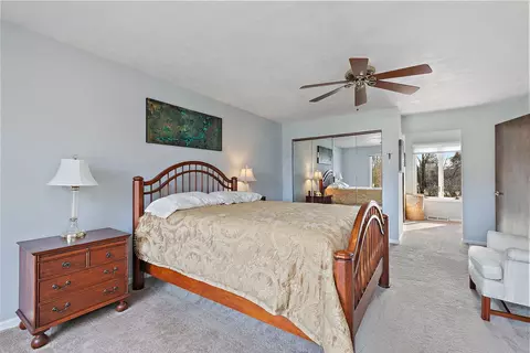 Bedroom - 201 Will Scarlett Ln, Elgin, IL 60120 photo 2 of 4