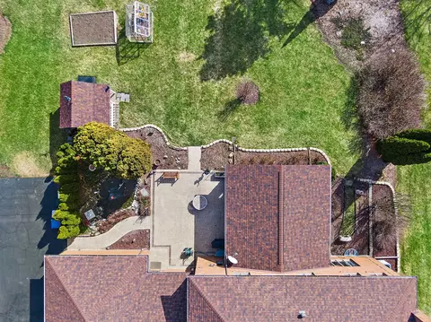 Other - 201 Will Scarlett Ln, Elgin, IL 60120 photo 7 of 8
