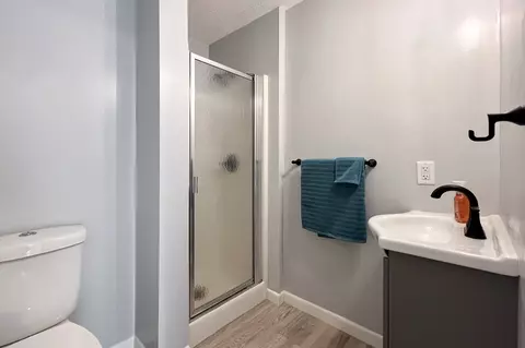 Bath - 205 W Park St, Danvers, IL 61732 photo 5 of 6