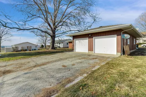 Exterior - 205 W Park St, Danvers, IL 61732 photo 6 of 9