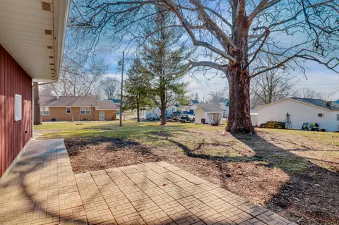 Exterior - 205 W Park St, Danvers, IL 61732 photo 8 of 9