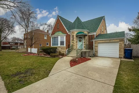 9707 S Lawndale Ave, Evergreen Park, IL 60805