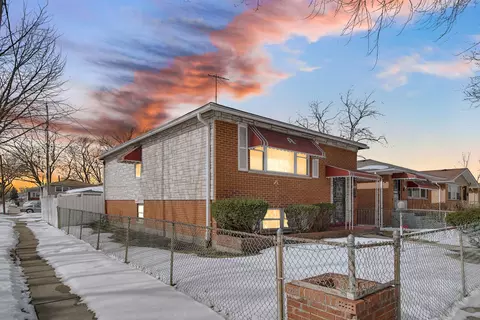 11558 S Morgan St, Chicago, IL 60643