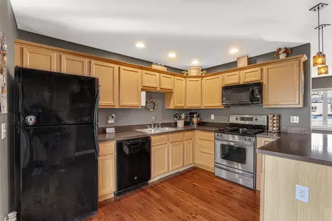 Kitchen - 1316 Mccameron Ave, Lockport, IL 60441 photo 1 of 4